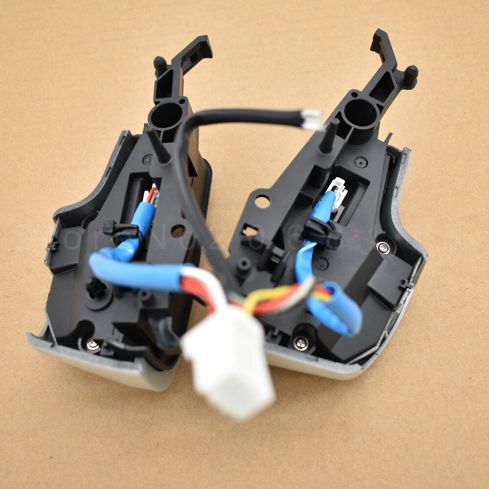 High quality For Toyota LAND CRUISER 200 2008-2011 OE 84250-60050 Steering Wheel Audio Control Switch/Button High quality For Toyota LAND CRUISER 200 2008-2011 OE 84250-60050 Steering Wheel Audio Control Switch/Button